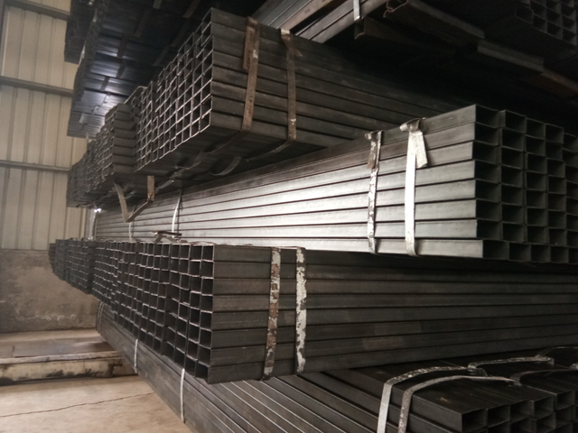 Black Pipe Rectangle Steel Pipe