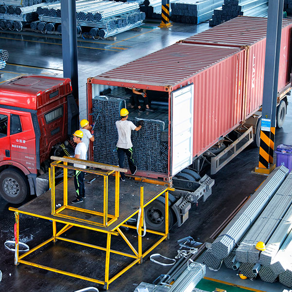 The Difference Between Black Pipe & Galvanized Pipe