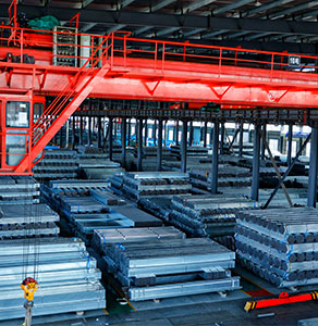 Picture of Black steel pipe and galvanized steel pipe.